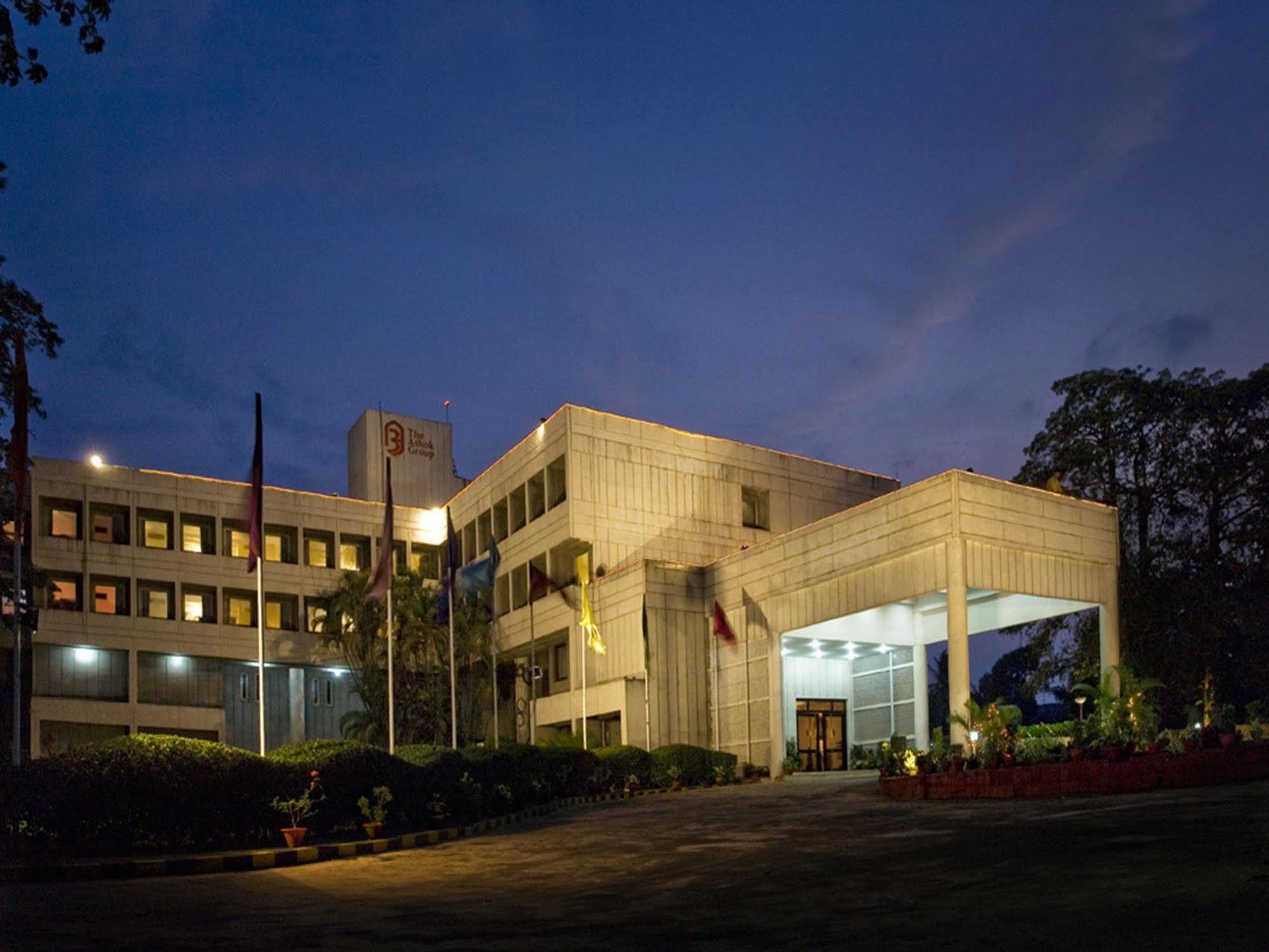 Hotel Kalinga Ashok Bhubaneswar Exterior photo